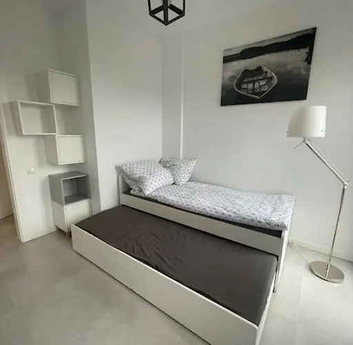 Z Widokiem Na Jezioro *